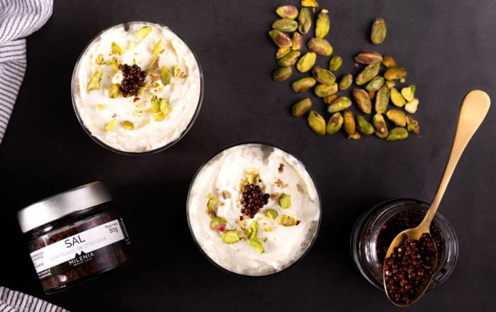 mousse-chocolate-blanco-sal-esferificada-chocolate-milenia