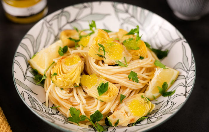 espaguetis con sal esferificada citrica milenia