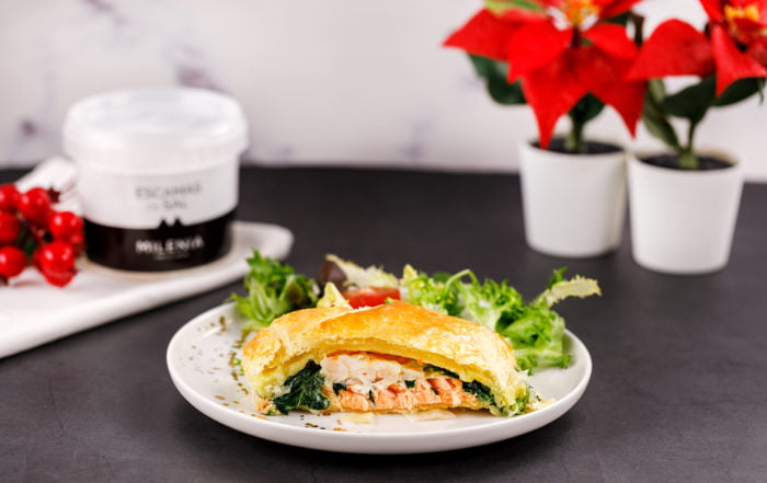 hojaldre salmon y langostinos